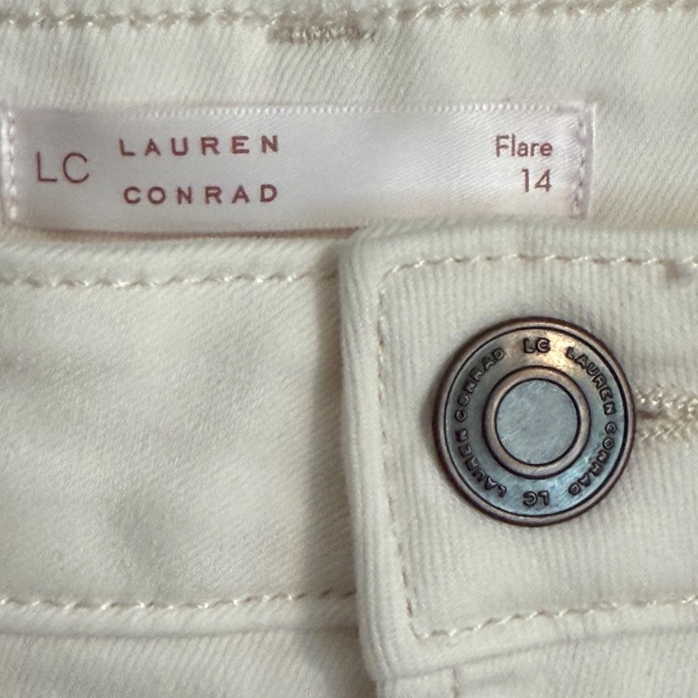 Lauren Conrad Size 14 Flare Jeans - Picture 6 of 7
